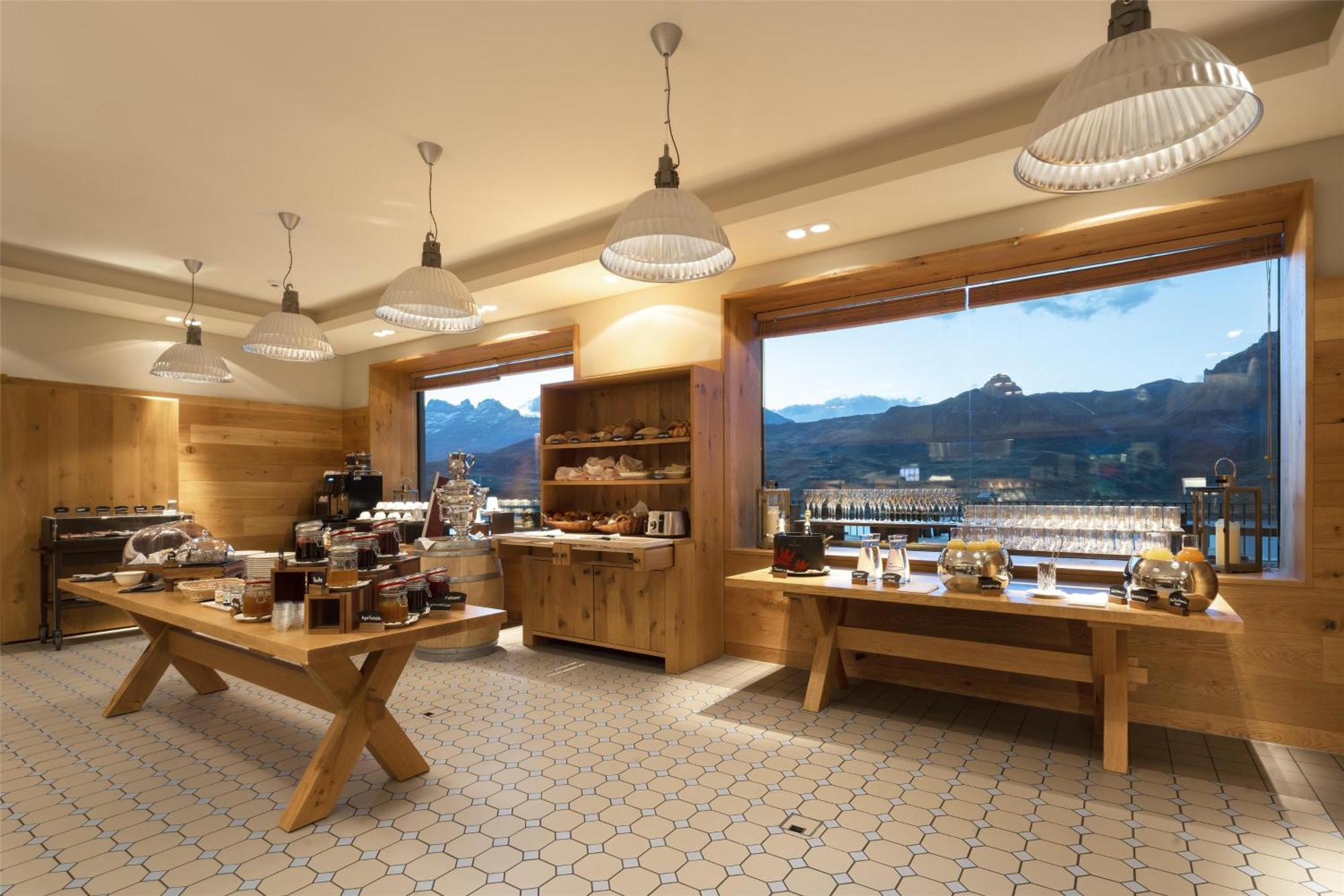 Mountain 4* Frutt